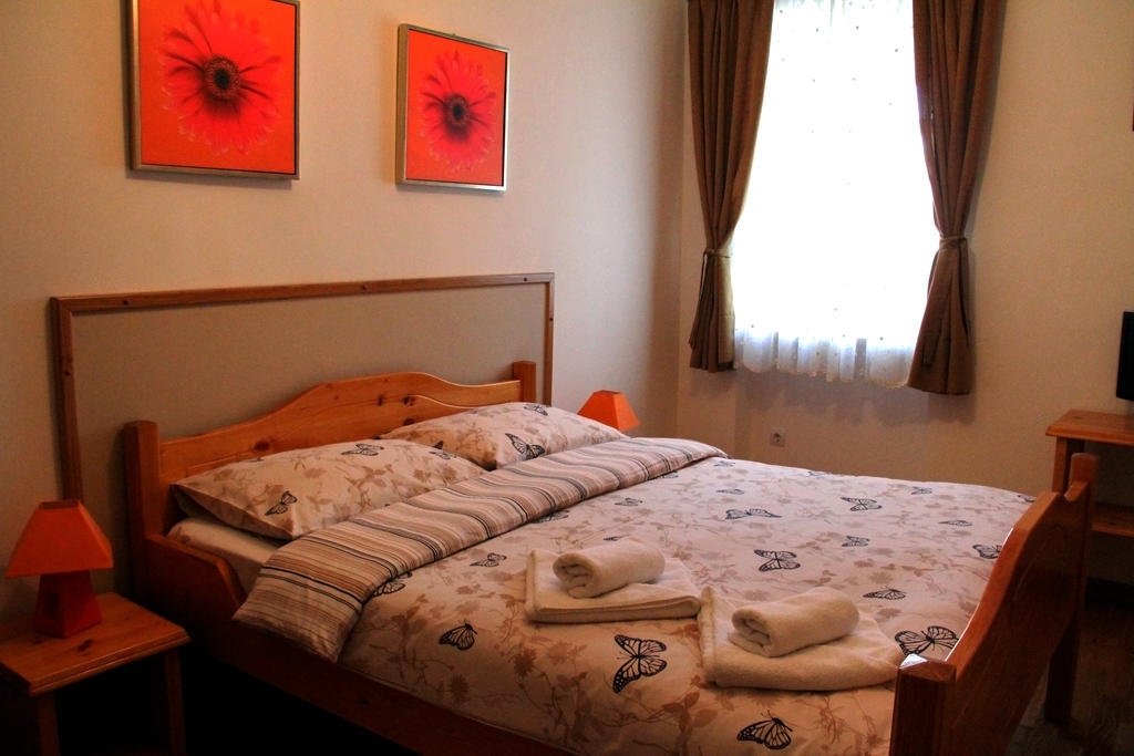 Rooms Su Su Karlovac Phòng bức ảnh